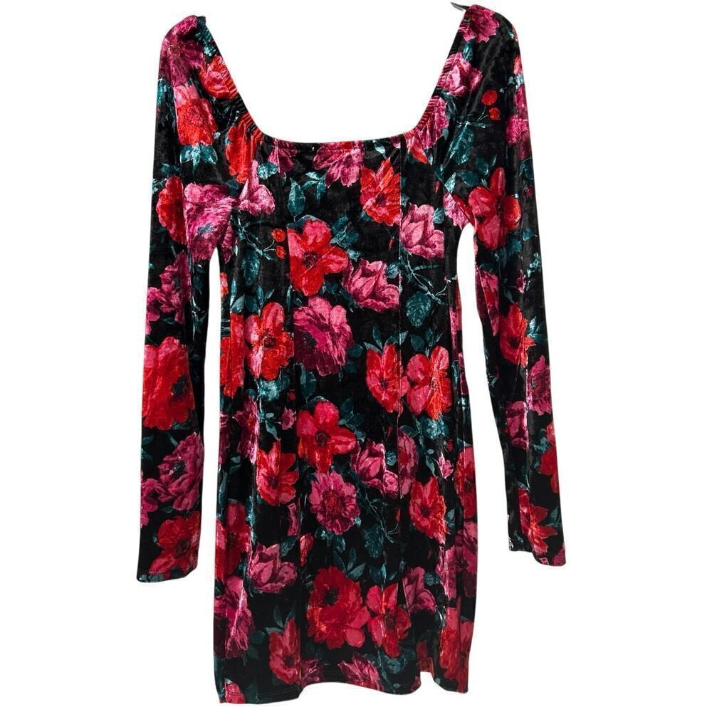 MADDEN NYC Velvet Pink & Red Floral Scoop Neck Coquette Mini Dress Size Medium - Picture 7 of 12
